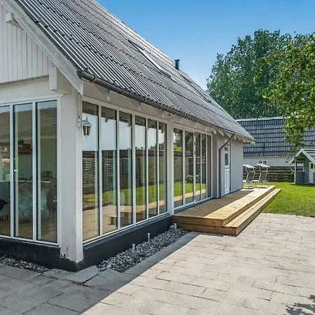 Feriehus Gorgeous In With Sauna Otterup