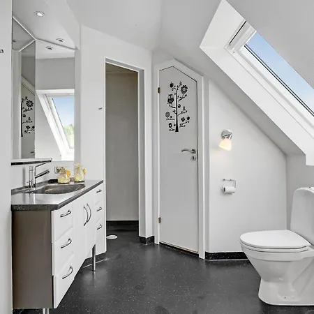 Gorgeous In With Sauna Feriehus *