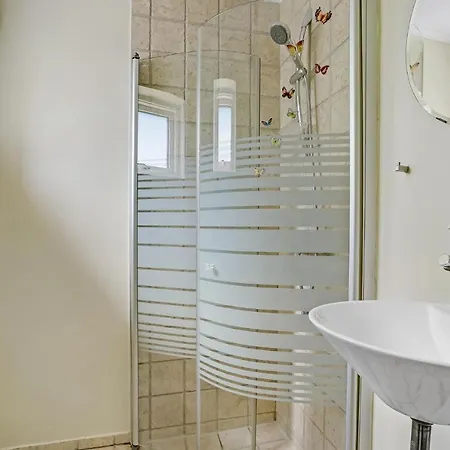 Gorgeous In With Sauna Feriehus *